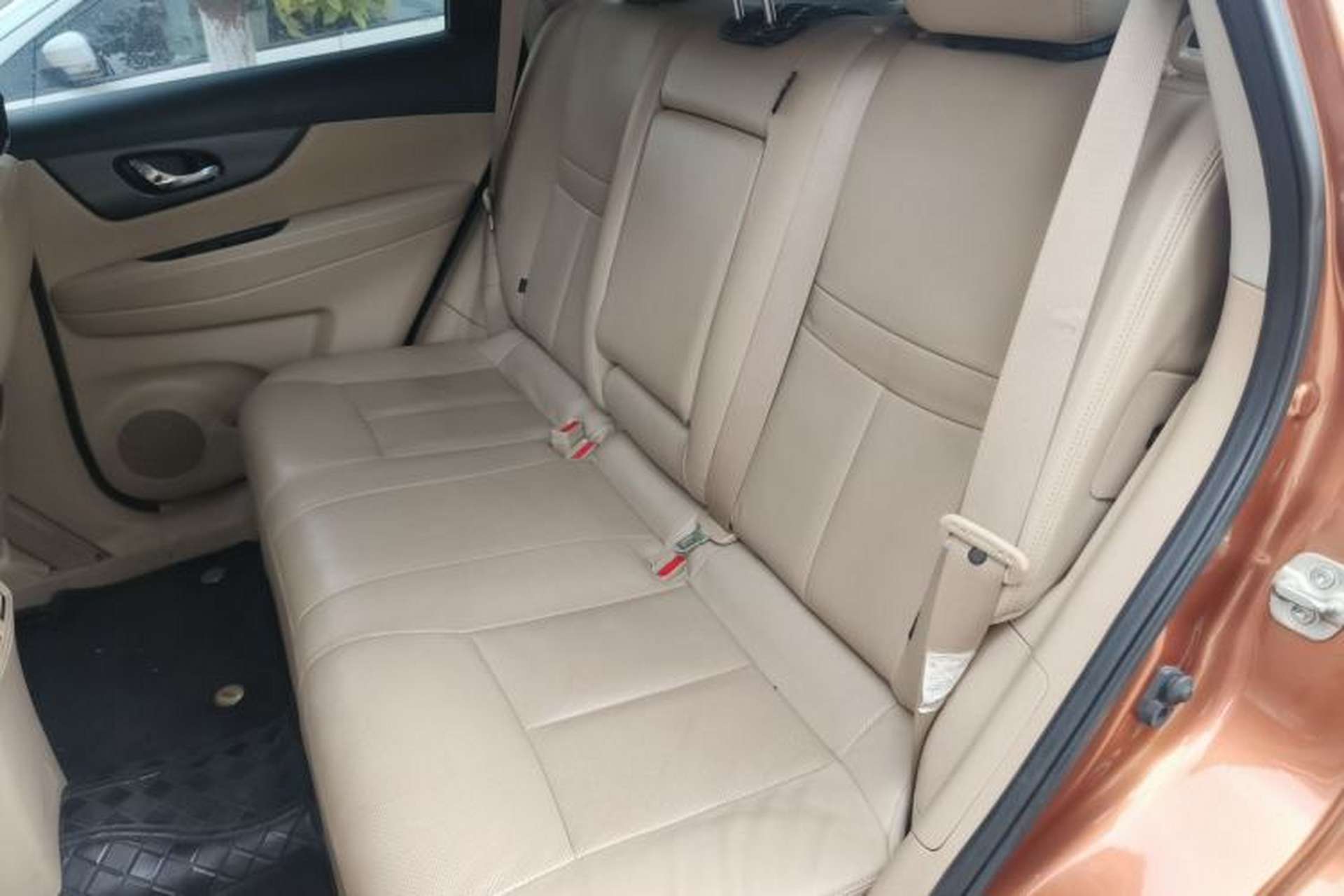 Used Nissan X-Trail 2014 2.0L CVT Comfort Edition 2WD Left Rear Seat