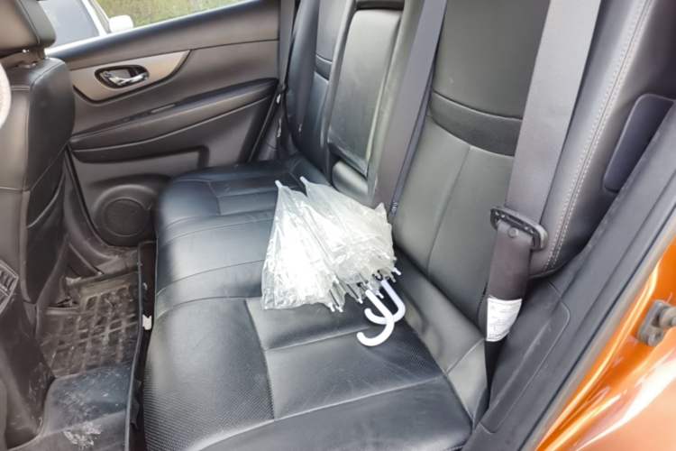 Used Nissan X-Trail 2014 2.0L CVT Comfort Edition 2WD Left Rear Seat