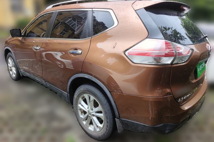 Used Nissan X-Trail 2014 2.5L CVT Luxury Edition 4WD Rear Left 45 Deg