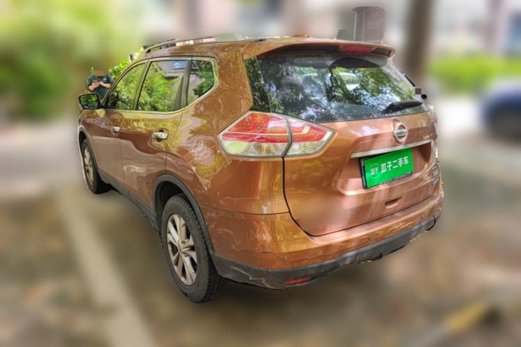 Used Nissan X-Trail 2014 2.5L CVT Luxury Edition 4WD Rear Left 45 Deg