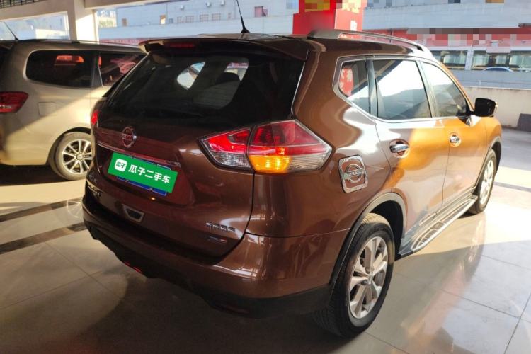 Used Nissan X-Trail 2014 2.5L CVT Luxury Edition 4WD Rear Right 45 Deg
