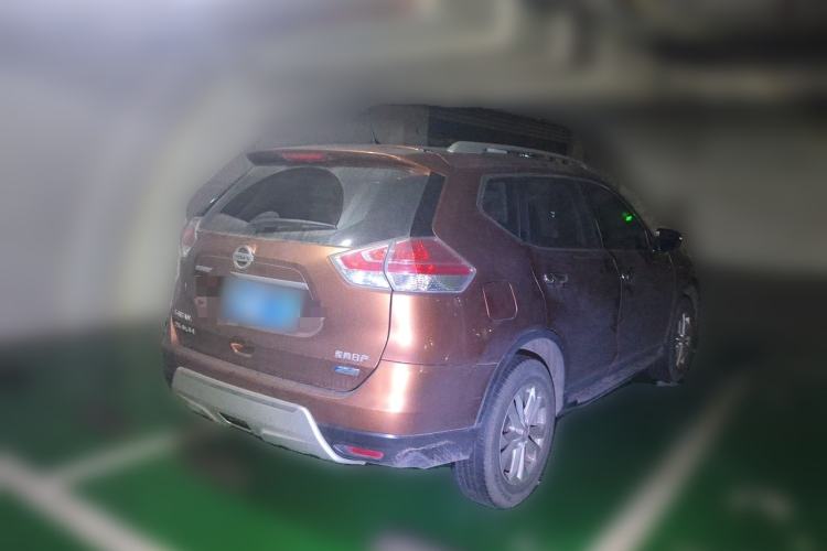 Used Nissan X-Trail 2014 2.5L CVT Luxury Edition 4WD Rear Right 45 Deg