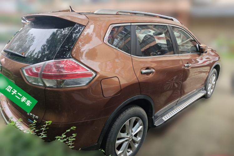 Used Nissan X-Trail 2014 2.0L CVT Comfort Edition 2WD Rear Right 45 Deg