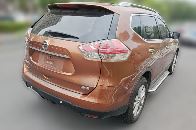 Used Nissan X-Trail 2014 2.5L CVT Leading Edition 4WD Rear Right 45 Deg