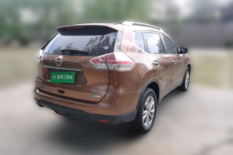 Used Nissan X-Trail 2014 2.5L CVT Leading Edition 4WD Rear Right 45 Deg