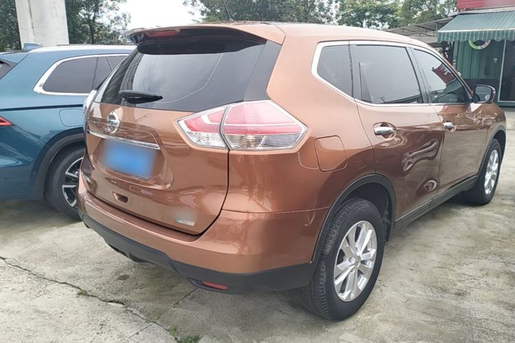 Used Nissan X-Trail 2014 2.0L CVT Comfort Edition 2WD Rear Right 45 Deg