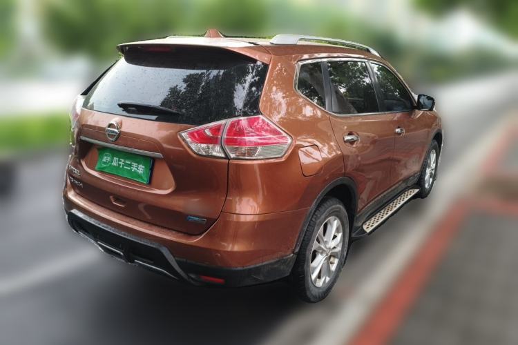 Used Nissan X-Trail 2014 2.5L CVT Luxury Edition 4WD Rear Right 45 Deg