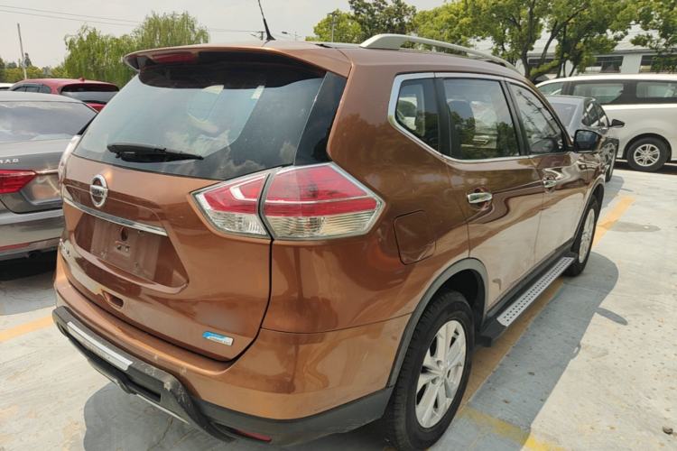 Used Nissan X-Trail 2014 2.0L CVT Comfort Edition 2WD Rear Right 45 Deg