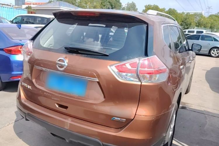 Used Nissan X-Trail 2014 2.0L CVT Comfort Edition 2WD Rear Right 45 Deg