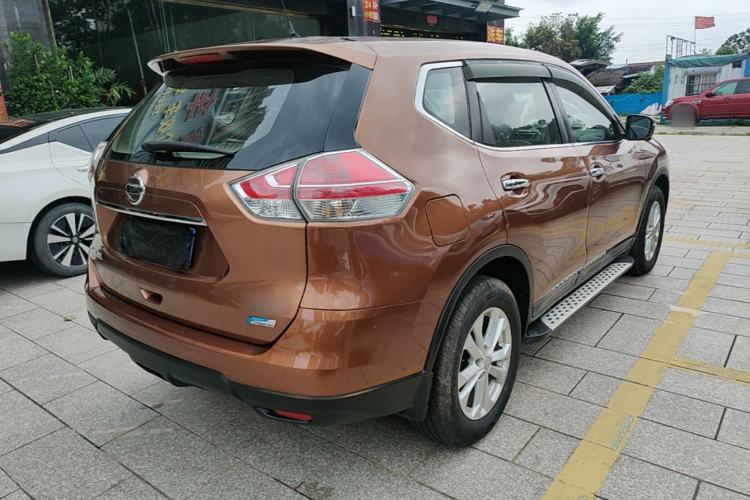Used Nissan X-Trail 2014 2.0L CVT Comfort Edition 2WD Rear Right 45 Deg