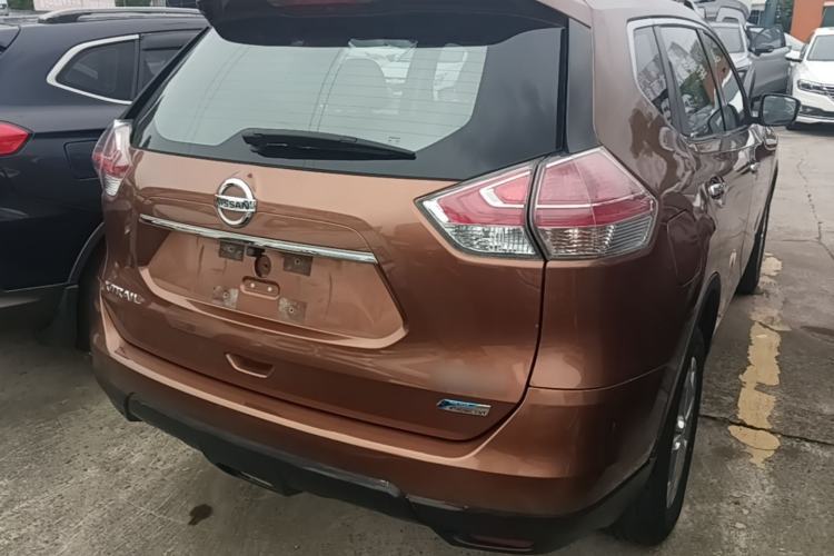 Used Nissan X-Trail 2014 2.0L CVT Comfort Edition 2WD Rear Right 45 Deg