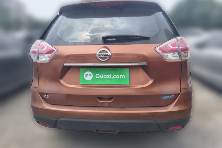 Used Nissan X-Trail 2014 2.5L CVT Luxury Edition 4WD Rear