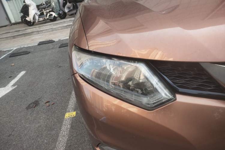 Used Nissan X-Trail 2014 2.0L CVT Comfort Edition 2WD Right Front Headlight