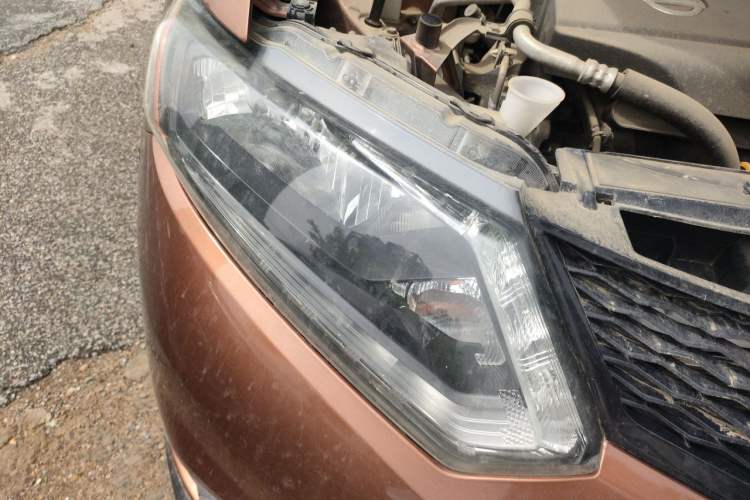 Used Nissan X-Trail 2014 2.0L CVT Comfort Edition 2WD Right Front Headlight