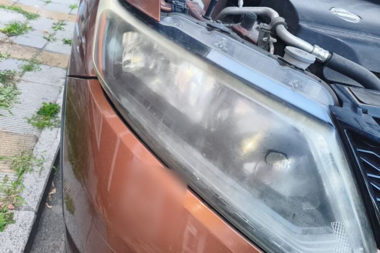 Used Nissan X-Trail 2014 2.0L CVT Comfort Edition 2WD Right Front Headlight