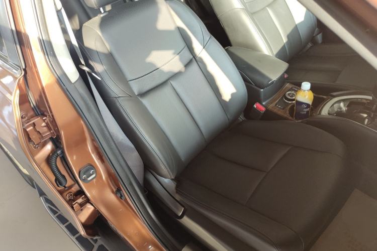Used Nissan X-Trail 2014 2.5L CVT Luxury Edition 4WD Right Front Seat