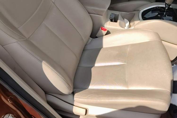 Used Nissan X-Trail 2014 2.0L CVT Comfort Edition 2WD Right Front Seat