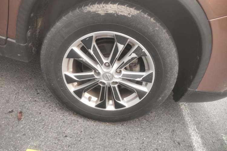 Used Nissan X-Trail 2014 2.0L CVT Comfort Edition 2WD Right Front Wheel Hub