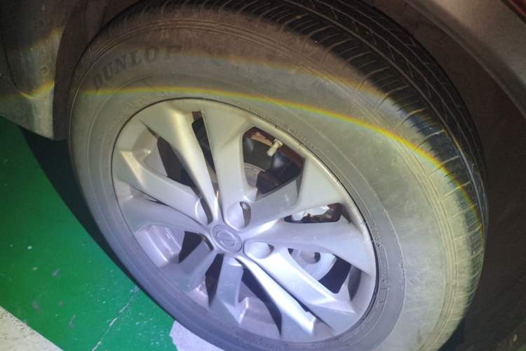 Used Nissan X-Trail 2014 2.5L CVT Luxury Edition 4WD Right Front Wheel Hub