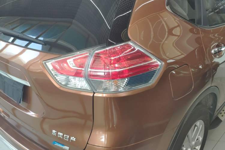 Used Nissan X-Trail 2014 2.0L CVT Comfort Edition 2WD Right Rear Taillight
