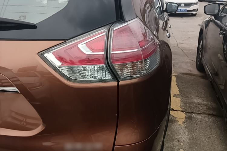 Used Nissan X-Trail 2014 2.0L CVT Comfort Edition 2WD Right Rear Taillight