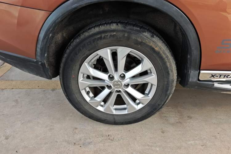 Used Nissan X-Trail 2014 2.5L CVT Leading Edition 4WD Right Rear Wheel Hub