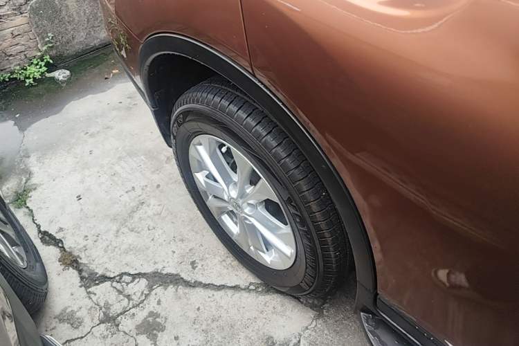 Used Nissan X-Trail 2014 2.5L CVT Luxury Edition 4WD Right Rear Wheel Hub