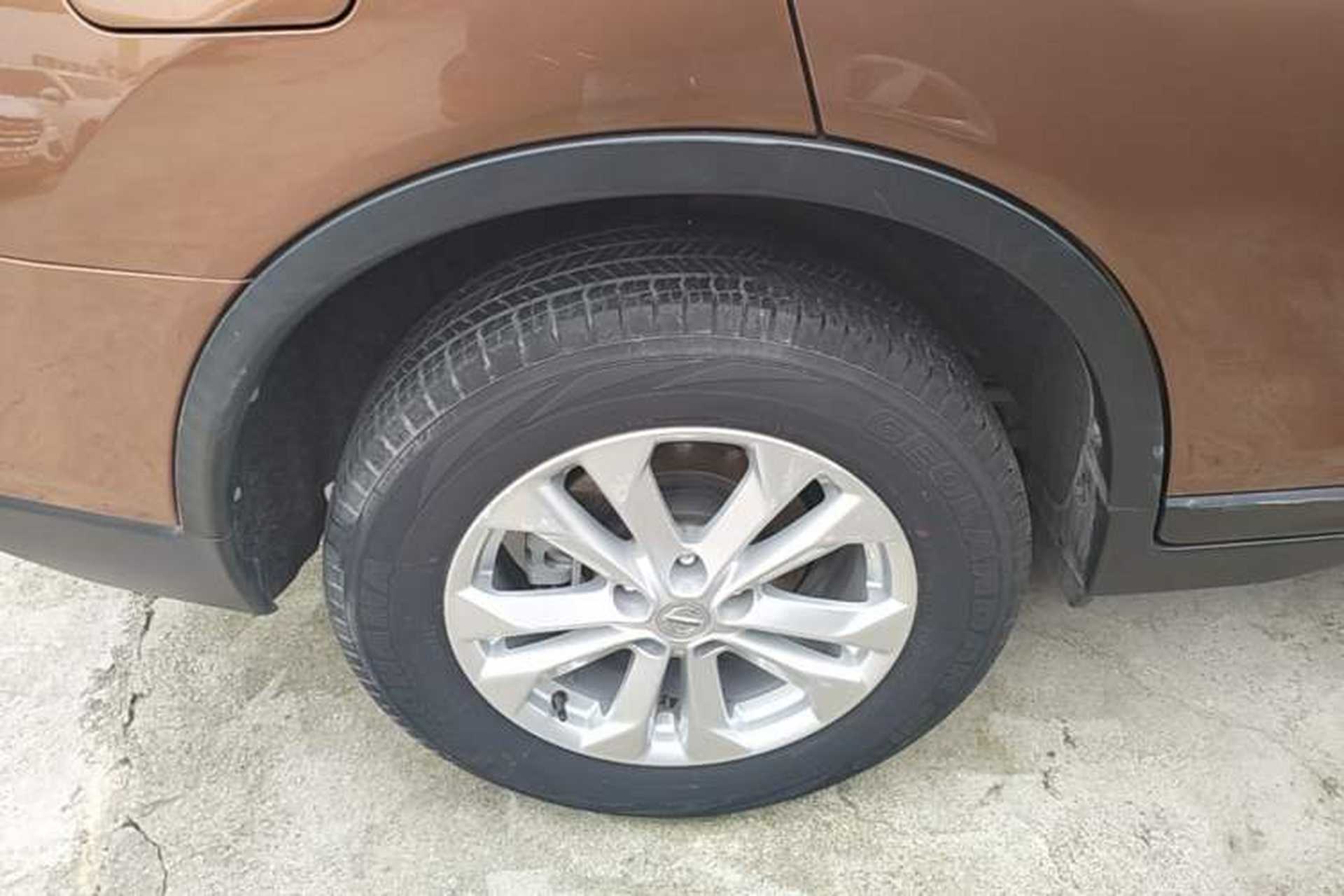 Used Nissan X-Trail 2014 2.0L CVT Comfort Edition 2WD Right Rear Wheel Hub