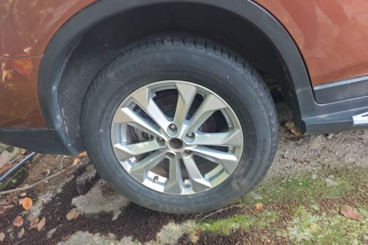 Used Nissan X-Trail 2014 2.0L CVT Comfort Edition 2WD Right Rear Wheel Hub