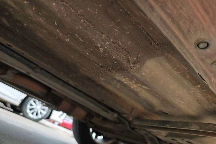 Used Nissan X-Trail 2014 2.5L CVT Leading Edition 4WD Right Side Sill