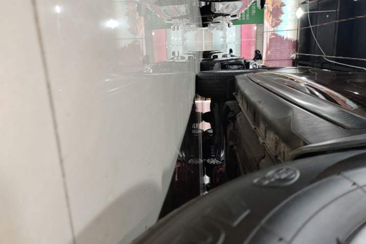 Used Nissan X-Trail 2014 2.5L CVT Leading Edition 4WD Right Side Sill