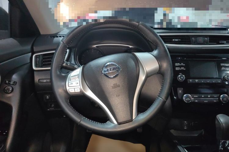Used Nissan X-Trail 2014 2.0L CVT Comfort Edition 2WD Steering Wheel