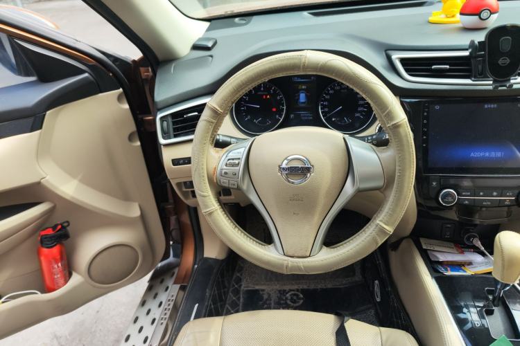 Used Nissan X-Trail 2014 2.5L CVT Leading Edition 4WD Steering Wheel