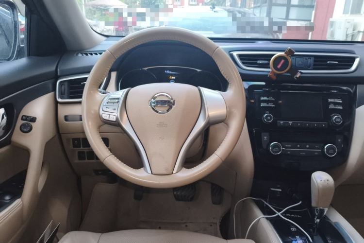 Used Nissan X-Trail 2014 2.0L CVT Comfort Edition 2WD Steering Wheel