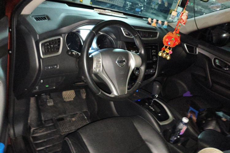 Used Nissan X-Trail 2014 2.0L CVT Comfort Edition 2WD Steering Wheel