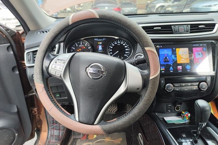 Used Nissan X-Trail 2014 2.0L CVT Comfort Edition 2WD Steering Wheel