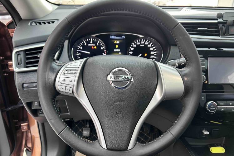 Used Nissan X-Trail 2014 2.0L CVT Comfort Edition 2WD Steering Wheel