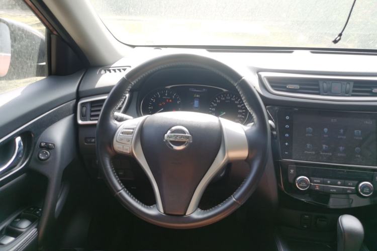 Used Nissan X-Trail 2014 2.5L CVT Leading Edition 4WD Steering Wheel