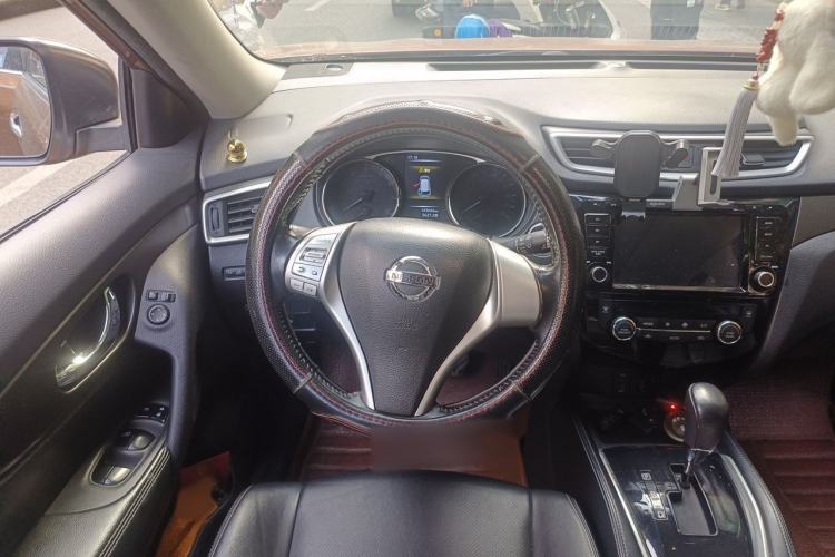 Used Nissan X-Trail 2014 2.0L CVT Comfort Edition 2WD Steering Wheel