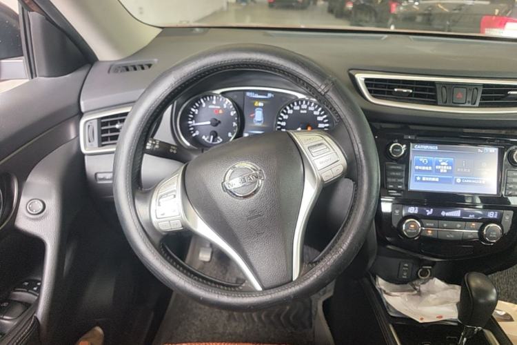 Used Nissan X-Trail 2014 2.0L CVT Smart Edition 2WD Steering Wheel