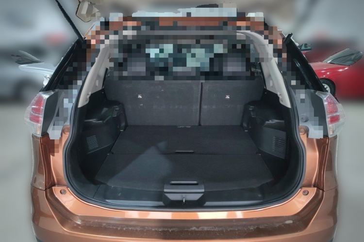 Used Nissan X-Trail 2014 2.0L CVT Comfort Edition 2WD Trunk
