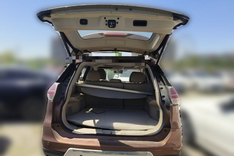 Used Nissan X-Trail 2014 2.5L CVT Ultimate Edition 4WD Trunk