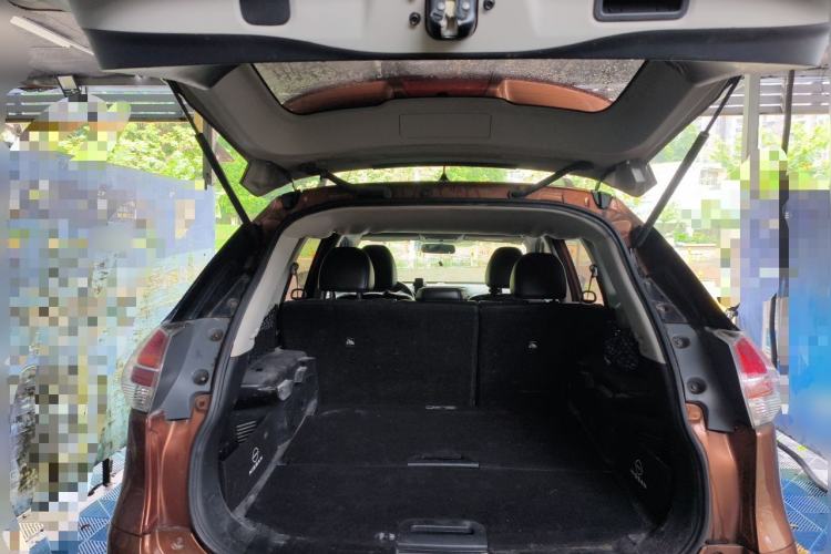 Used Nissan X-Trail 2014 2.0L CVT Comfort Edition 2WD Trunk