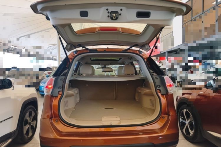 Used Nissan X-Trail 2014 2.0L CVT Comfort Edition 2WD Trunk