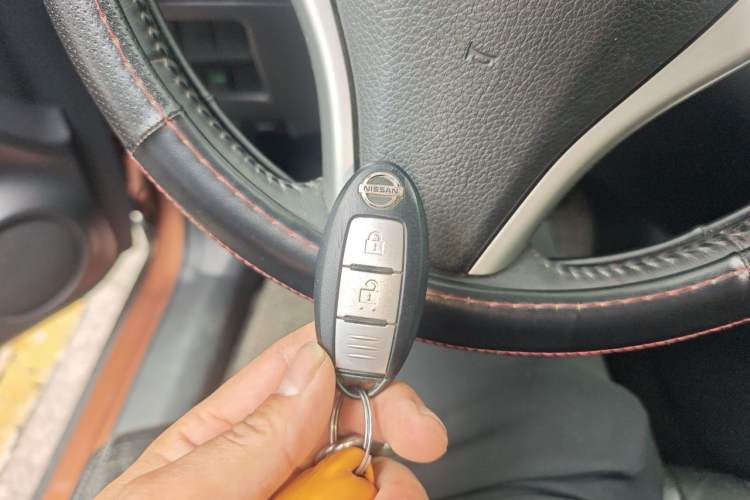 Used Nissan X-Trail 2014 2.0L CVT Comfort Edition 2WD Vehicle Key