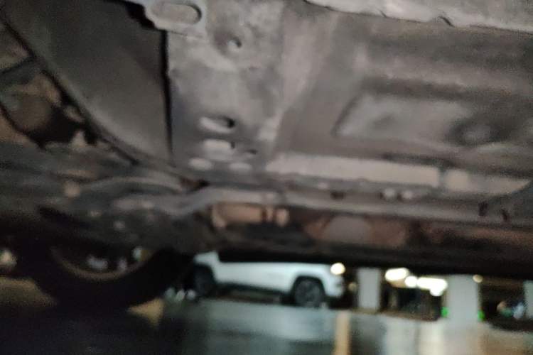 Used Nissan X-Trail 2015 2.0L CVT Comfort MAX Edition 2WD Chassis Front Left
