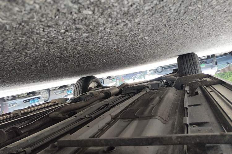 Used Nissan X-Trail 2015 2.0L CVT Comfort MAX Edition 2WD Chassis Front Right