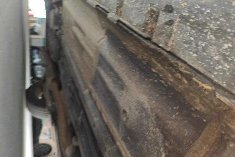 Used Nissan X-Trail 2015 2.0L CVT Comfort MAX Edition 2WD Chassis Front Right