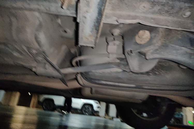 Used Nissan X-Trail 2015 2.0L CVT Comfort MAX Edition 2WD Chassis Rear Left