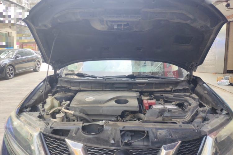 Used Nissan X-Trail 2015 2.0L CVT Comfort MAX Edition 2WD Engine Bay